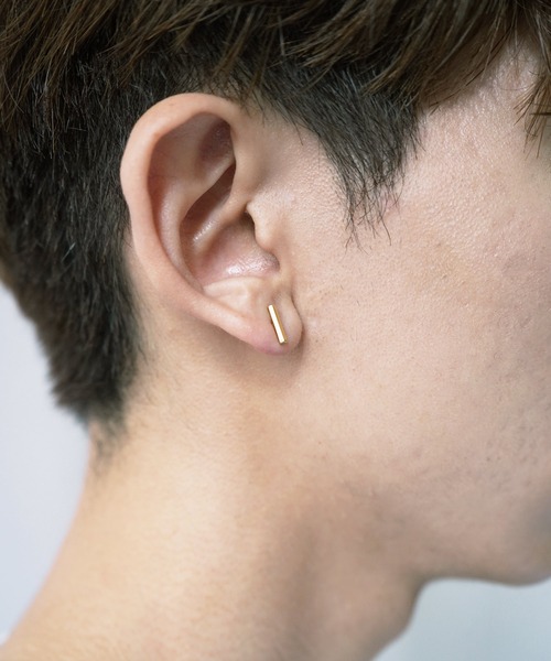 Vaya Con Dios（ヴァヤコンディオス）の「【VayaConDios/ヴァヤコンディオス】stainless hexagon bar pierce［両耳用］（ピアス（両耳用）・メンズ・シルバー/ゴールド/ブラック・FREE）」の6枚目の写真