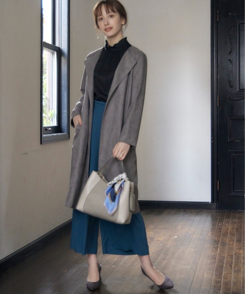 12Twelve Agenda（トゥエルブ　アジェンダ）の「フリルハイネックボリュームスリーブブラウス（シャツ/ブラウス・レディース・ブラック/オフホワイト・M）」の12枚目の写真