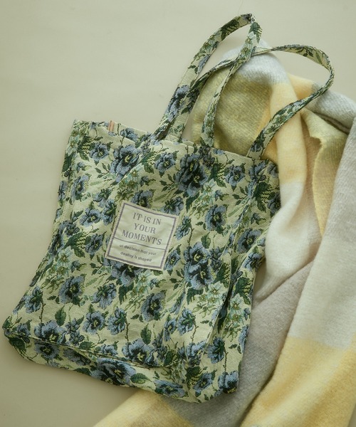 VIS（ビス）の「【A4対応】たっぷり入る、ゴブランジャガードトートバッグ（トートバッグ・レディース・ベージュ系その他/ブルー系その他5・FREE）」の2枚目の写真