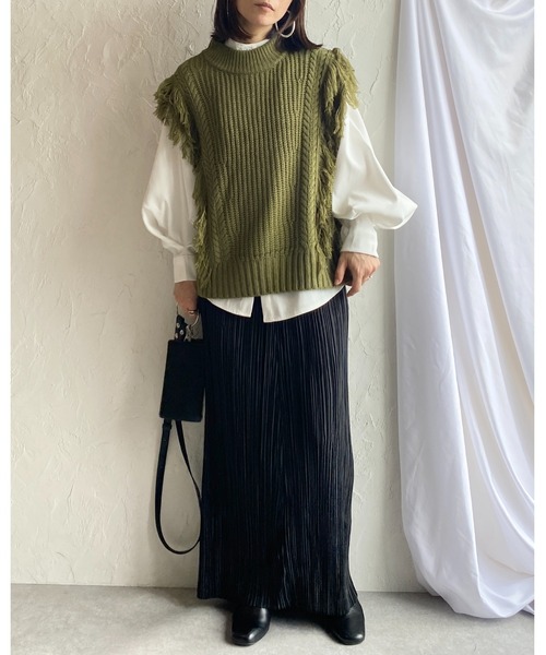 She's Closet(シーズクローゼット)の「ケーブル&片畦編みフリンジニットベスト(ベスト・レディース・ブラック/カーキ/ブルーグレー/アイボリー・FREE)」の8枚目の写真