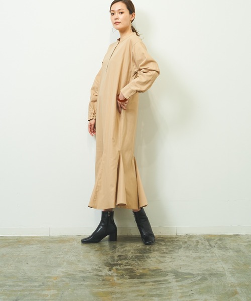 HERENCIA（ヘレンチア）の「裾マチ入り コットンツイル バンド マーメイド ロング ワンピース（ワンピース・レディース・カーキ/ブラック/パープル/ベージュ・MEDIUM）」の21枚目の写真