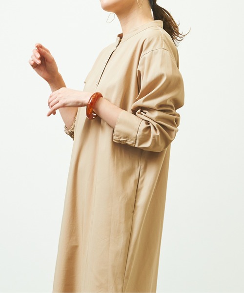 HERENCIA（ヘレンチア）の「裾マチ入り コットンツイル バンド マーメイド ロング ワンピース（ワンピース・レディース・カーキ/ブラック/パープル/ベージュ・MEDIUM）」の20枚目の写真