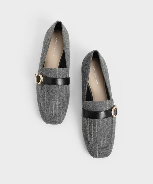 CHARLES & KEITH(チャールズ & キース)の「メタリックアクセント ペニーローファー / Metallic Accent Penny Loafers(ローファー・レディース・グレー/オフホワイト/アニマル/ブラック系その他2・22.5cm/23cm/23.5cm/24.5cm/25cm/25.5cm)」の21枚目の写真