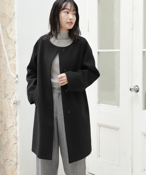 LAKOLE（ラコレ）の「ウーリーテックラウンドカラーハーフコート / 953531（ノーカラーコート・レディース・ライトグレー/ブラック/ライトベージュ・SMALL/MEDIUM）」の9枚目の写真