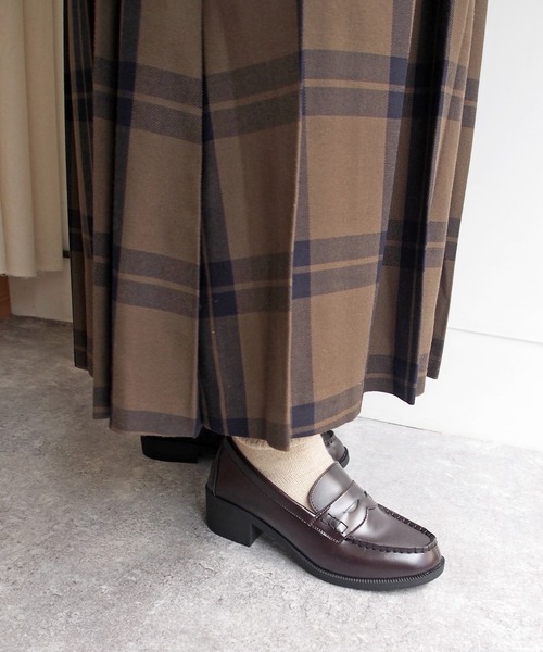 byあしながおじさん（バイアシナガオジサン）の「厚底コインローファー　-8710389（ローファー・レディース・ブラック/ダークブラウン・22.5cm/23.5cm/24.5cm/23.0cm/24.0cm）」の8枚目の写真