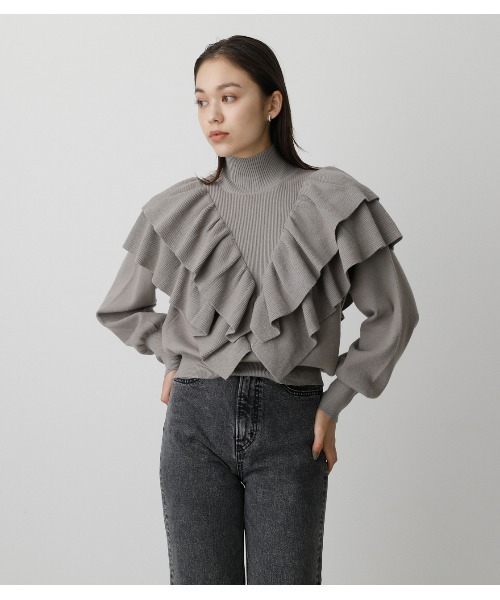 AZUL by moussy(アズールバイマウジー)の「BIG FRILL KNIT TOPS/ビックフリルニットトップス(ニット/セーター・レディース・ブラック/ブラウン/グレー・SMALL/MEDIUM)」の2枚目の写真