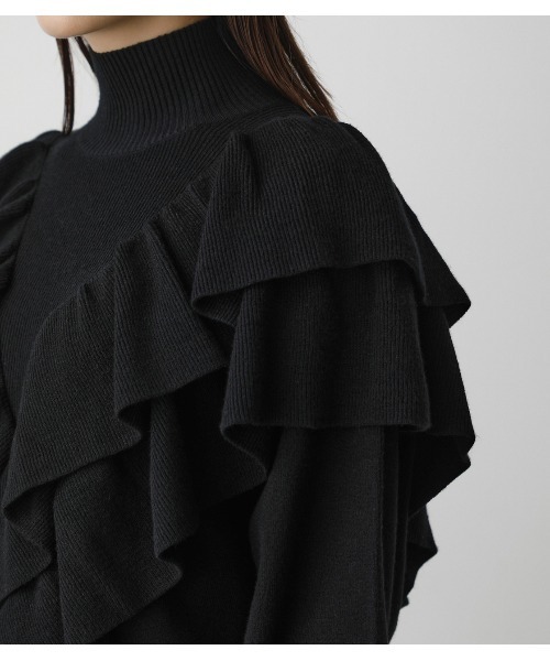 AZUL by moussy(アズールバイマウジー)の「BIG FRILL KNIT TOPS/ビックフリルニットトップス(ニット/セーター・レディース・ブラック/ブラウン/グレー・SMALL/MEDIUM)」の14枚目の写真