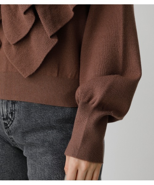 AZUL by moussy(アズールバイマウジー)の「BIG FRILL KNIT TOPS/ビックフリルニットトップス(ニット/セーター・レディース・ブラック/ブラウン/グレー・SMALL/MEDIUM)」の12枚目の写真