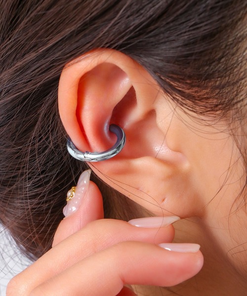 FUNALIVE（ファンアライブ）の「JON ステンレスイヤーカフ 両耳２点セット（イヤーカフ・メンズ・ライトブルー/ブラック/ピンク/シルバー/ゴールド・FREE）」の13枚目の写真