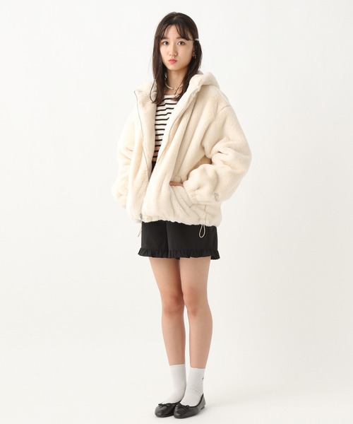 repipi armario（レピピ アルマリオ）の「モコモコファーフーディージャケット（その他アウター・キッズ・アイボリー/ブラウン/サックスブルー/ブラック・SMALL/MEDIUM/LARGE）」の19枚目の写真