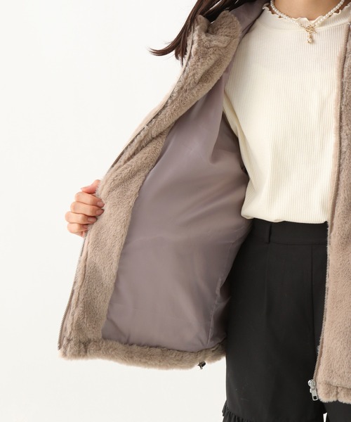 repipi armario（レピピ アルマリオ）の「モコモコファーフーディージャケット（その他アウター・キッズ・アイボリー/ブラウン/サックスブルー/ブラック・SMALL/MEDIUM/LARGE）」の22枚目の写真