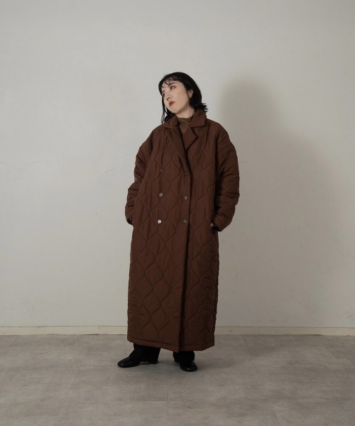 lawgy(ラウジー)の「quilting double button outer(その他アウター・レディース・ホワイト/ブラウン・FREE)」の8枚目の写真
