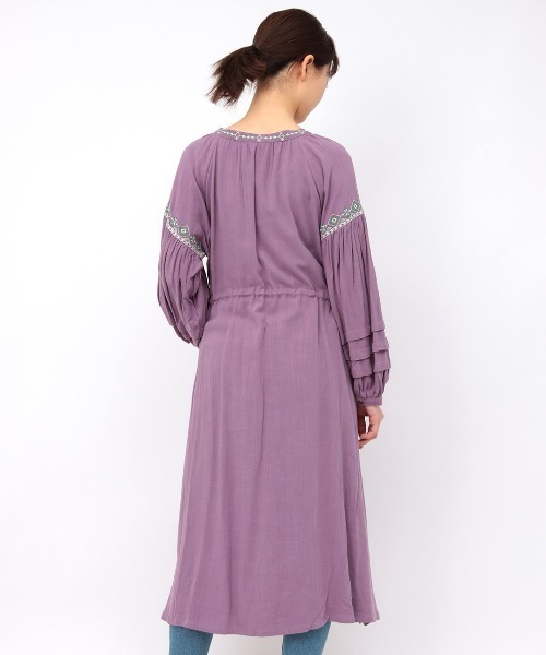 チチカカ(チチカカ)の「エスニック刺繍ワンピース(シャツワンピース・レディース・パープル/グリーン/アイボリー・FREE)」の8枚目の写真
