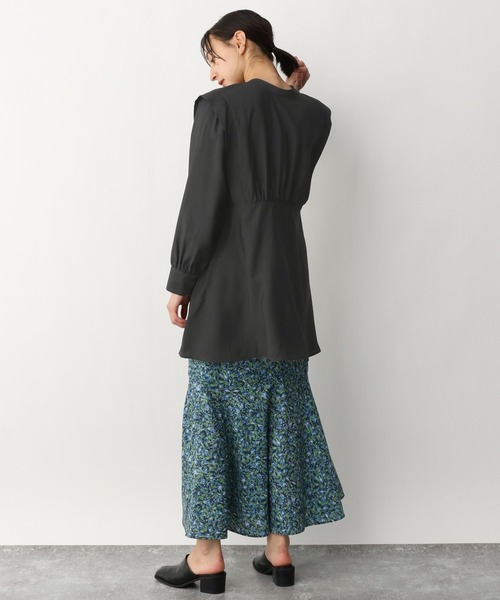 A part by（アパートバイ）の「Rn2wayチュニックブラウス 265049（シャツ/ブラウス・レディース・ライトグレー/ライトブルー/ブラック/オフホワイト・FREE）」の12枚目の写真