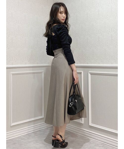 dazzlin（ダズリン）の「バックリボンパワショルカットトップス（Tシャツ/カットソー・レディース・ブラック/モカ/オフホワイト/ピンク/グレー・FREE）」の13枚目の写真