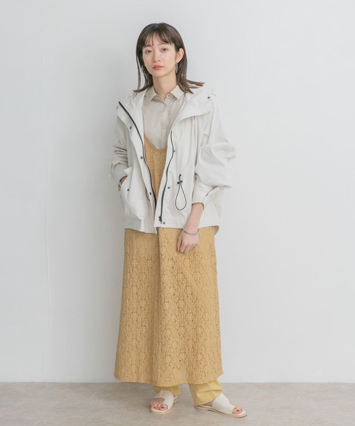 KBF（ケイビーエフ）の「『WEB/一部店舗限定』WIDEマウンテンパーカー（マウンテンパーカー・レディース・ブラック/アイボリー/ベージュ系その他・ONE）」の8枚目の写真