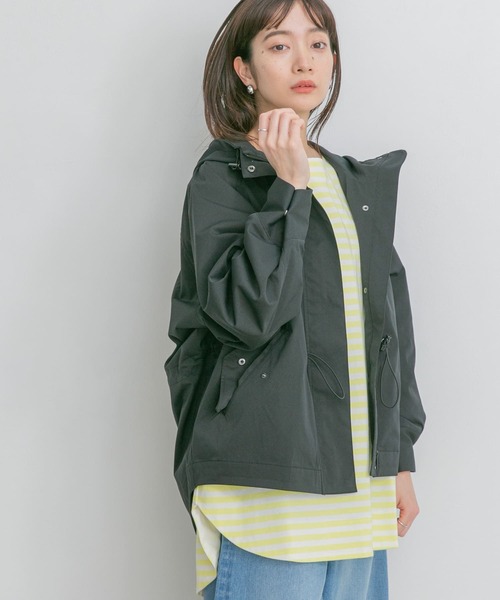 KBF（ケイビーエフ）の「『WEB/一部店舗限定』WIDEマウンテンパーカー（マウンテンパーカー・レディース・ブラック/アイボリー/ベージュ系その他・ONE）」の13枚目の写真