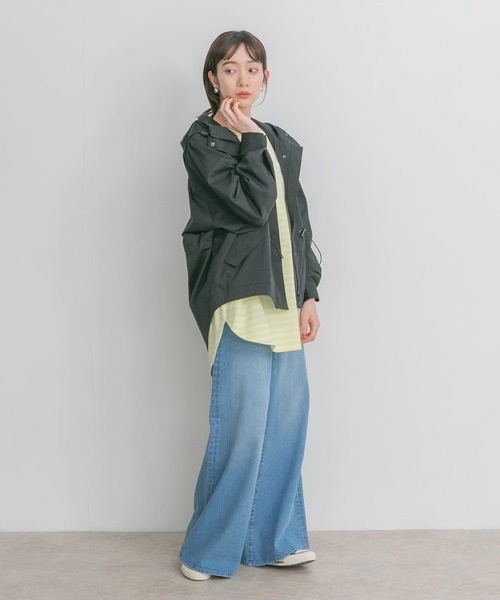 KBF（ケイビーエフ）の「『WEB/一部店舗限定』WIDEマウンテンパーカー（マウンテンパーカー・レディース・ブラック/アイボリー/ベージュ系その他・ONE）」の4枚目の写真