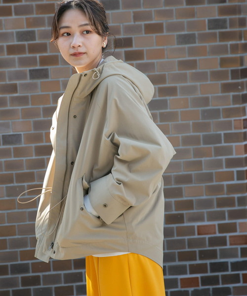 KBF（ケイビーエフ）の「『WEB/一部店舗限定』WIDEマウンテンパーカー（マウンテンパーカー・レディース・ブラック/アイボリー/ベージュ系その他・ONE）」の19枚目の写真