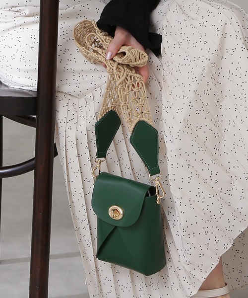 N.（N. Natural Beauty Basic）（エヌエヌナチュラルビューティーベーシック）の「マクラメショルダーミニバッグ（ショルダーバッグ・レディース・ホワイト/グリーン・ﾌﾘ-）」の17枚目の写真