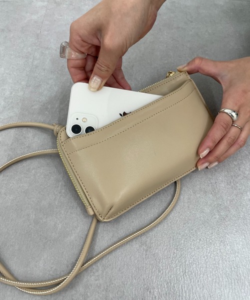 COLONY 2139（コロニートゥーワンスリーナイン）の「横型スマホお財布ミニショルダーバッグ（ショルダーバッグ・レディース・ライトグレー/ブラック/ベージュ・FREE）」の8枚目の写真