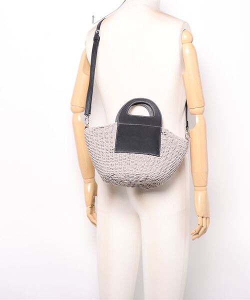 Q（キュー）の「くり手カゴバッグ（かごバッグ・レディース・ライトグレー/ブラウン・ONE SIZE）」の3枚目の写真