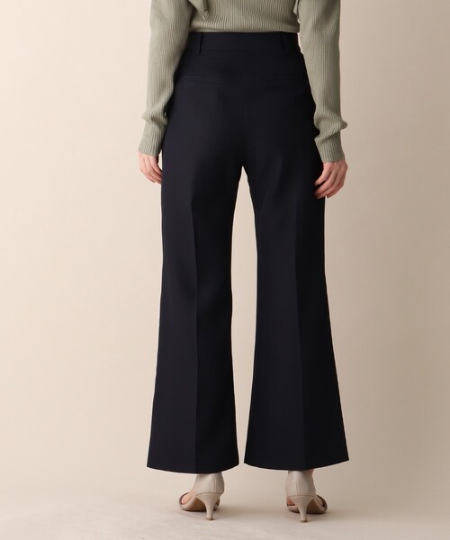 OPAQUE.CLIP（オペークドットクリップ）の「◆センタープレスフレア（その他パンツ・レディース・ネイビー/レモンイエロー/オフホワイト・36/38）」の6枚目の写真