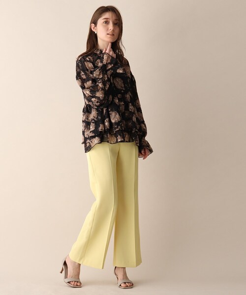 OPAQUE.CLIP（オペークドットクリップ）の「◆センタープレスフレア（その他パンツ・レディース・ネイビー/レモンイエロー/オフホワイト・36/38）」の12枚目の写真