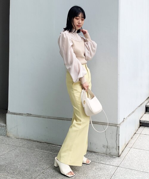 OPAQUE.CLIP（オペークドットクリップ）の「◆センタープレスフレア（その他パンツ・レディース・ネイビー/レモンイエロー/オフホワイト・36/38）」の19枚目の写真