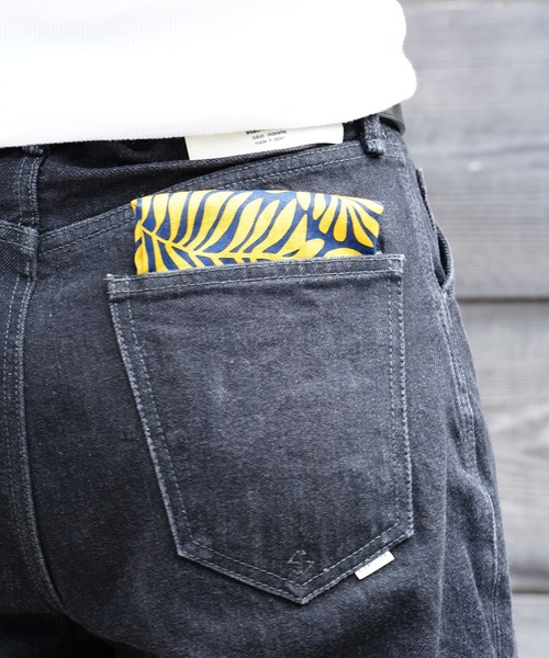 THE MILES（ザ マイルズ）の「youtilityarticle SQUARE&Concho-Hairloop Set バンダナ＆コンチョバッジ セット（バンダナ/スカーフ・メンズ・ネイビー/ワインレッド・FREE）」の19枚目の写真