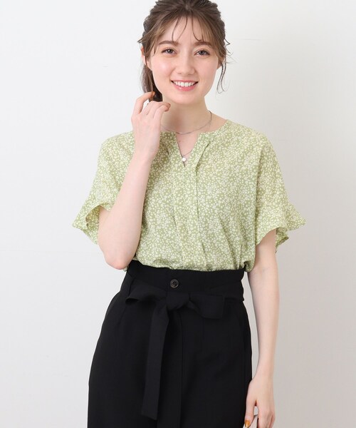 DRESKIP（ドレスキップ）の「◆小花柄フリル袖タックブラウス（シャツ/ブラウス・レディース・グリーン系その他2/ホワイト系3/ネイビー系・02/03/04）」の10枚目の写真