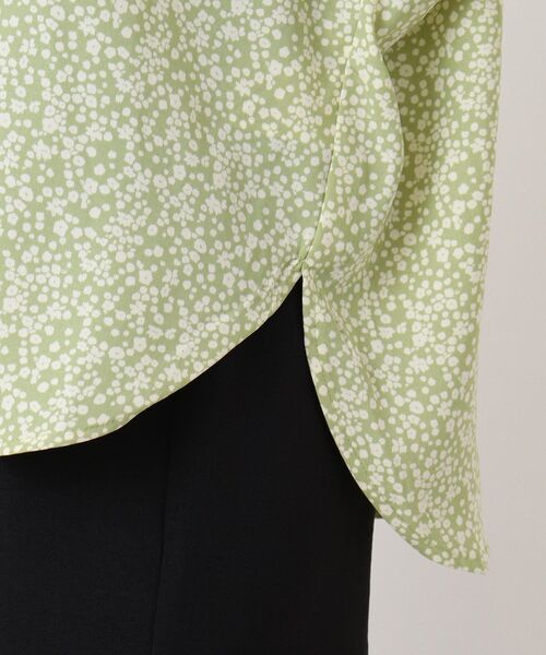 DRESKIP（ドレスキップ）の「◆小花柄フリル袖タックブラウス（シャツ/ブラウス・レディース・グリーン系その他2/ホワイト系3/ネイビー系・02/03/04）」の4枚目の写真