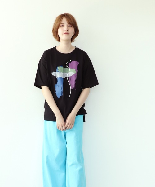 Cepica（セピカ）の「ARTプリントTシャツ（Tシャツ/カットソー・レディース・ブラック/ベージュ/オフホワイト・FREE）」の7枚目の写真