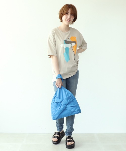 Cepica（セピカ）の「ARTプリントTシャツ（Tシャツ/カットソー・レディース・ブラック/ベージュ/オフホワイト・FREE）」の9枚目の写真