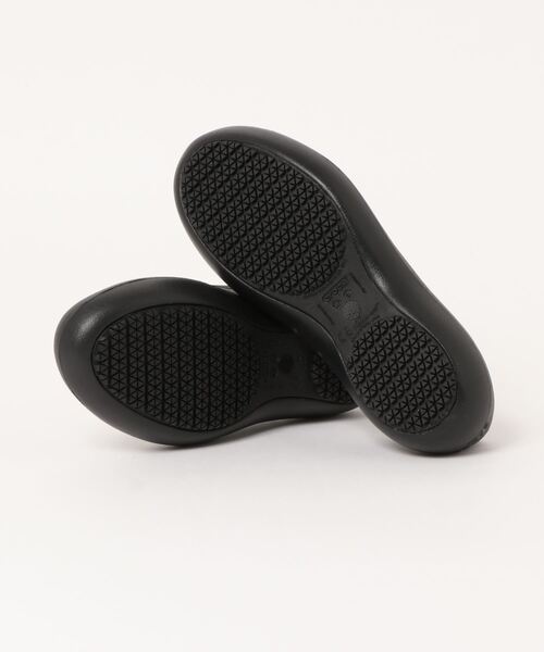 crocs（クロックス）の「クロックス クロックス アット ワーク フラット ウィメン パンプス / crocs Crocs At Work Flat W（パンプス・レディース・ブラック・21cm/20cm/26cm/24cm/25cm/23cm/22cm）」の3枚目の写真