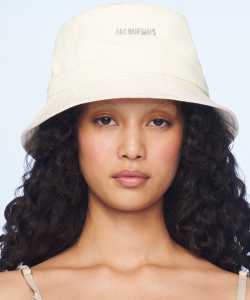 JACQUEMUS(ジャックムス)の「JACQUEMUS/ジャックムス/LE BOB GADJO(ハット・メンズ・ホワイト/ブラック/ターコイズブルー・58)」の17枚目の写真