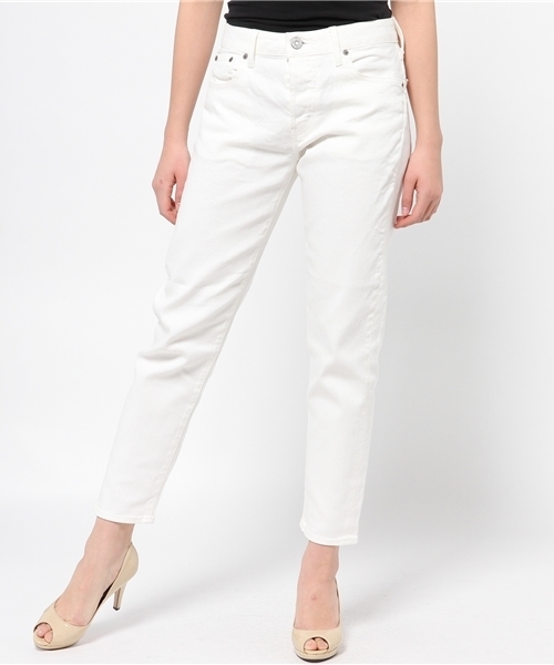 MOUSSY(マウジー)の「white STR FIT Tapered(その他パンツ・レディース・ホワイト・26inch/23inch/25inch/24inch/27inch)」の2枚目の写真