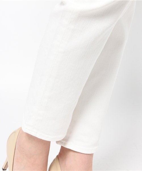MOUSSY(マウジー)の「white STR FIT Tapered(その他パンツ・レディース・ホワイト・26inch/23inch/25inch/24inch/27inch)」の10枚目の写真