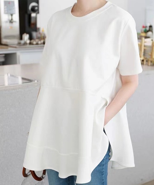 Doula Doula(ドゥーラドゥーラ)の「裾フレアTシャツ(Tシャツ/カットソー・レディース・ホワイト/ブラック/ベージュ/ブルー・FREE)」の2枚目の写真