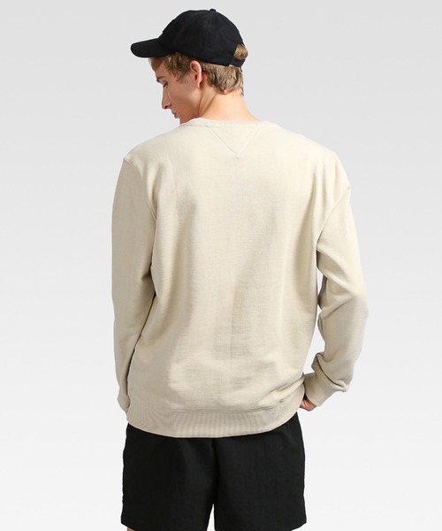 tommy jeans(トミー ジーンズ)の「ラベルクルーネックプルオーバー(Tシャツ/カットソー・メンズ・ベージュ/ネイビー・SMALL/MEDIUM/LARGE/X-LARGE)」の5枚目の写真