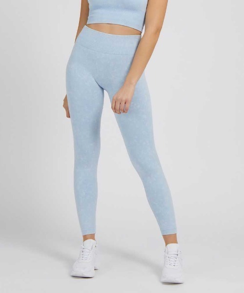 Guess（ゲス）の「Washed Seamless Leggings（レギンス/スパッツ・レディース・ライトブルー/グレー/ピンク/ライトグリーン・XS/S/M/L）」の3枚目の写真