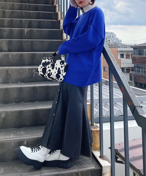 PAGEBOY（ページボーイ）の「エコレザードットスリットスカート（スカート・レディース・ブラック/オフホワイト/モカ・FREE）」の6枚目の写真