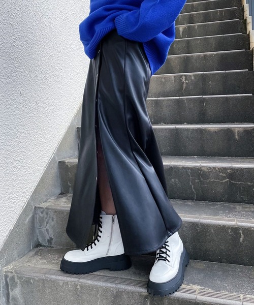 PAGEBOY（ページボーイ）の「エコレザードットスリットスカート（スカート・レディース・ブラック/オフホワイト/モカ・FREE）」の18枚目の写真