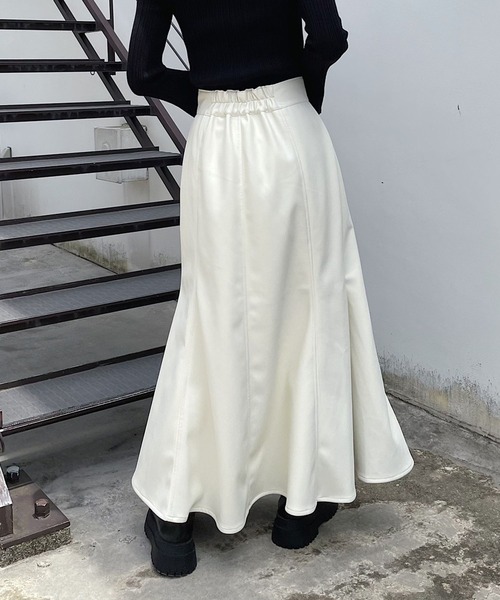 PAGEBOY（ページボーイ）の「エコレザードットスリットスカート（スカート・レディース・ブラック/オフホワイト/モカ・FREE）」の19枚目の写真