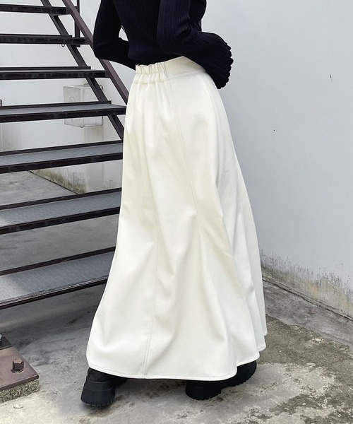 PAGEBOY（ページボーイ）の「エコレザードットスリットスカート（スカート・レディース・ブラック/オフホワイト/モカ・FREE）」の20枚目の写真