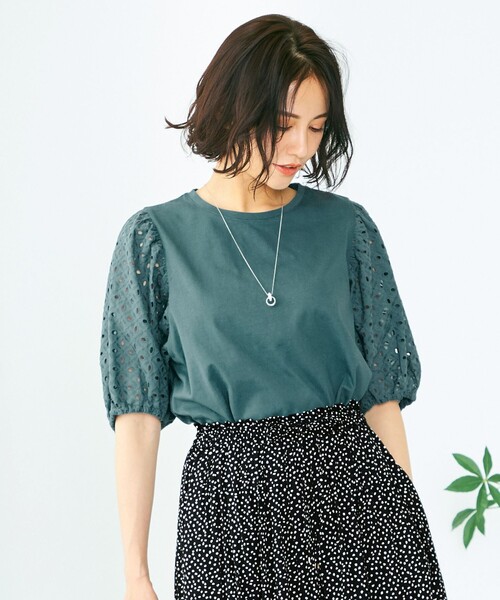 ANY(エニィ)の「【洗える】コットンレースコンビ カットソー(Tシャツ/カットソー・レディース・ブラック系/アイボリー系/グリーン系・4)」の3枚目の写真