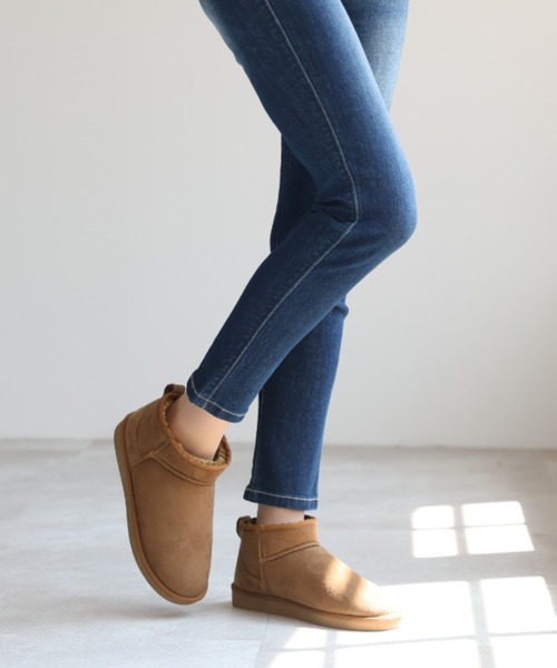 VIVIAN（ヴィヴィアン）の「もこもこ撥水ミニ丈ムートンブーツ（ブーツ・レディース・グレー系その他3/ブラック系その他3/イエロー系その他6/グレー系その他6・M/LL/L/S）」の15枚目の写真