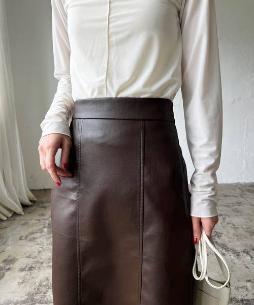 LIAN(リアン)の「フェイクレザースリットタイトスカート(スカート・レディース・ブラック/ブラウン/アイボリー・FREE)」の14枚目の写真