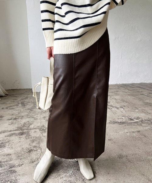 LIAN(リアン)の「フェイクレザースリットタイトスカート(スカート・レディース・ブラック/ブラウン/アイボリー・FREE)」の16枚目の写真