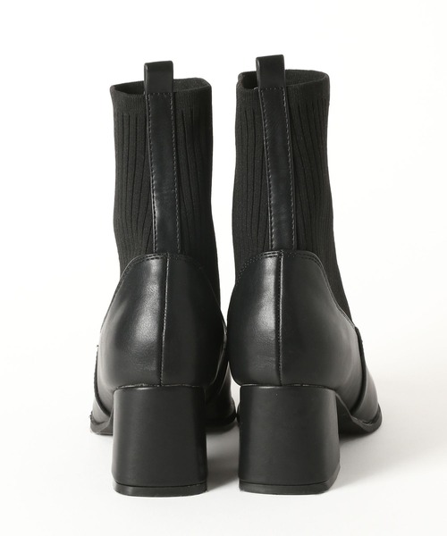 LAKOLE（ラコレ）の「リブニットショートブーツ / 164265（ブーツ・レディース・ブラック/アイボリー・MEDIUM/LARGE）」の11枚目の写真